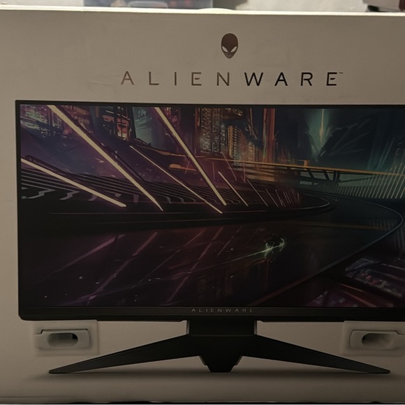 Alienware Monitor - Picture 2 of 6